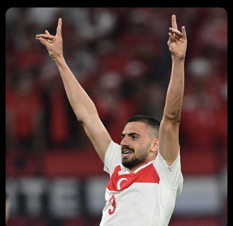 Dünya Görsün, Düşmanlar Ürksün…