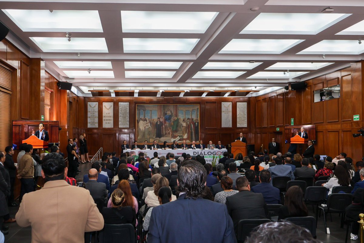 Hoy se llevó a cabo el foro de los Diálogos Nacionales sobre la Reforma Constitucional al Poder Judicial en Toluca ⚖️👩🏼‍⚖️👨🏻‍⚖️
<a href="/ReginaldoSF_PT/">Reginaldo Sandoval F</a>  <a href="/fernandeznorona/">Fernández Noroña</a> <a href="/delfinagomeza/">Delfina Gómez A.</a>