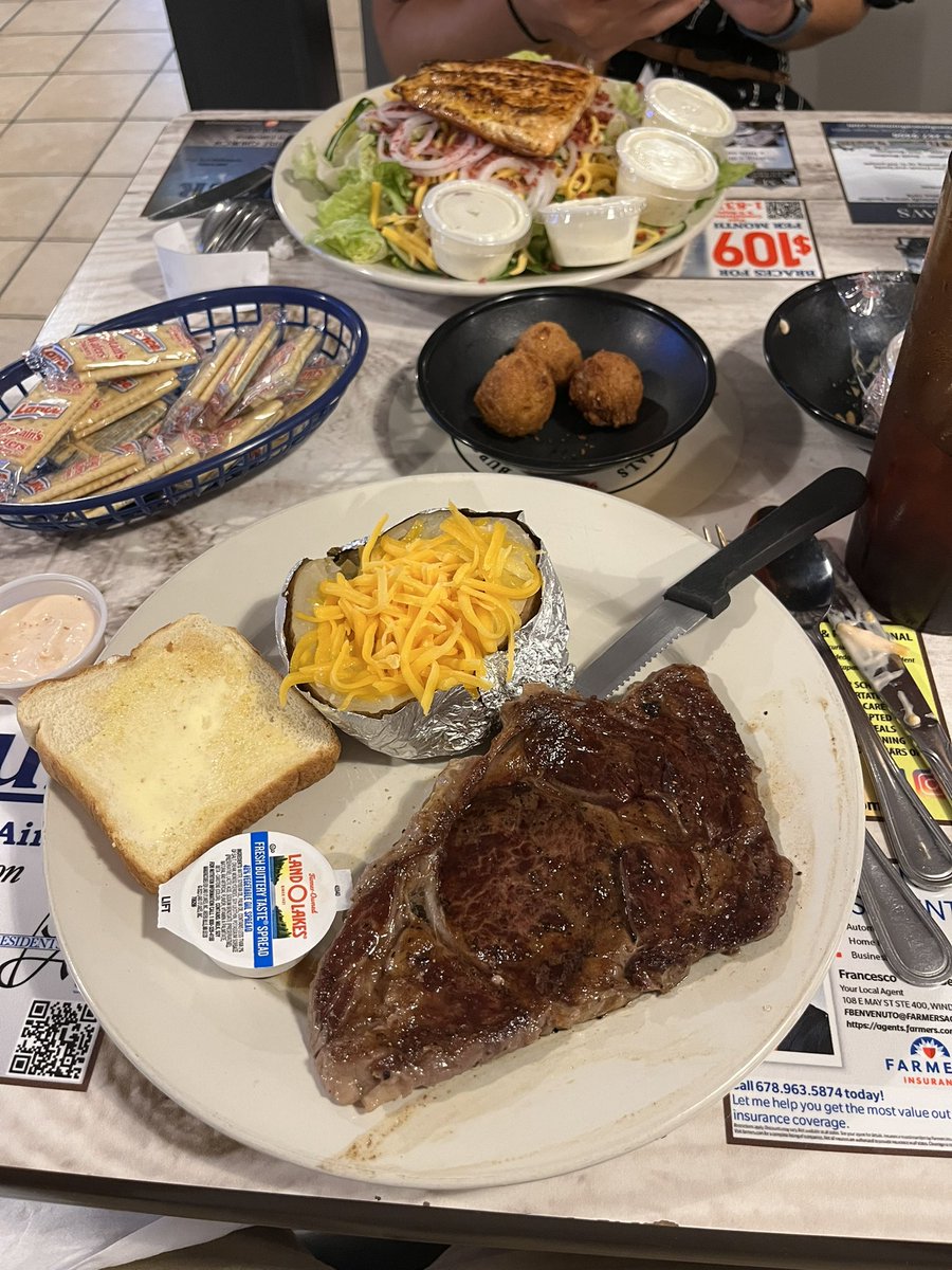 No better place to eat in the United States of America than Campton Restaurant. Pan seared ribeye, the best tea in the USA, and all the fresh food you could ask for. There aren’t many sure things in life, but a good meal at Campton is one of them