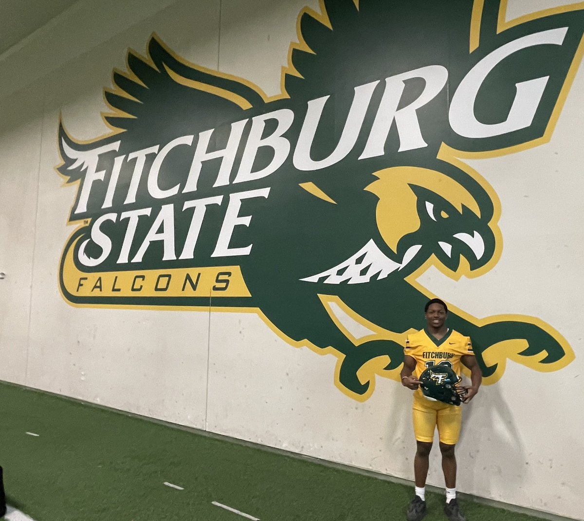 Thank you to <a href="/CoachIz_Abraham/">Izzy Abraham</a> and <a href="/Coach_MJS/">Mark J. Sullivan @Coach_MJS</a> for having me on campus today .I had a great time and couldn’t be more thankful to receive my first official offer.<a href="/OAHSTigersFB/">Oliver Ames Football</a> <a href="/J_Sperrazza_OA/">John Sperrazza</a>