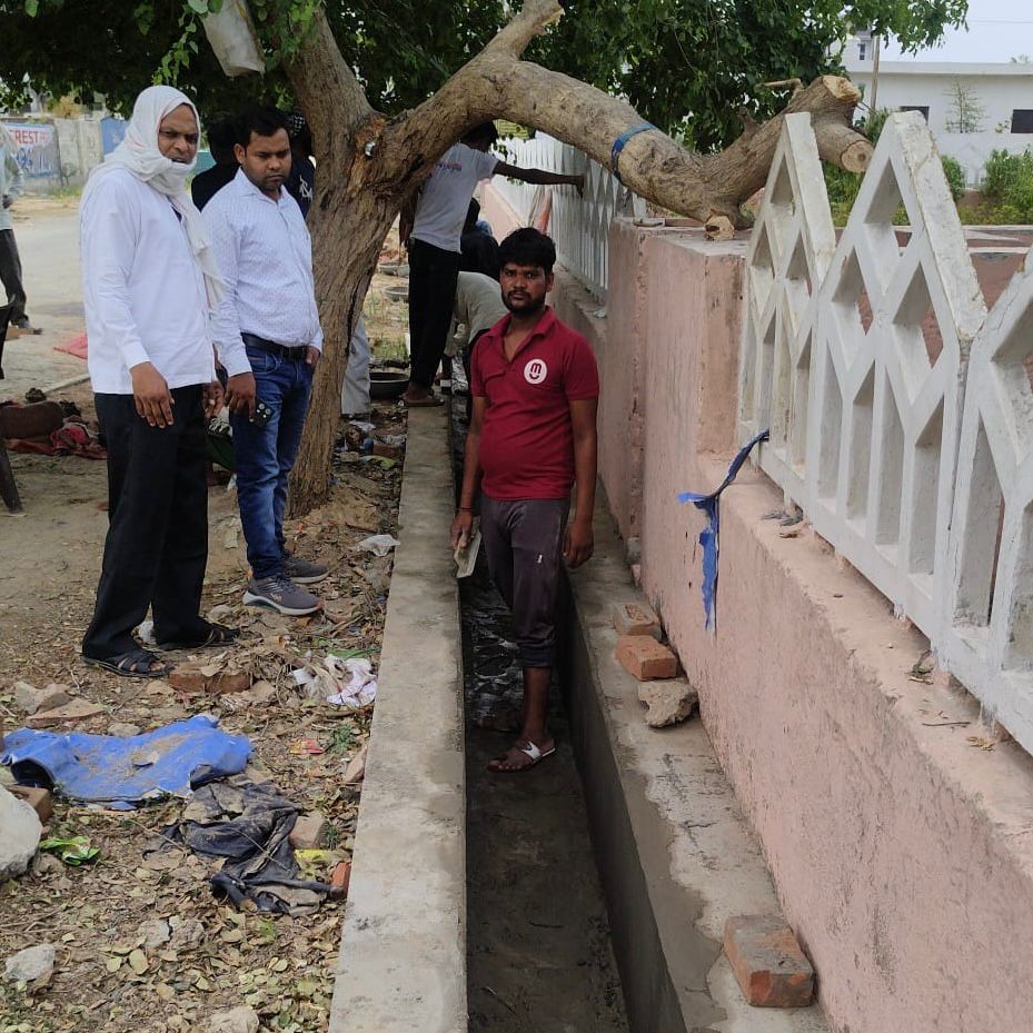 OfficialGNIDA's tweet image. वर्षा जल की सुचारु निकासी के लिए #GNIDA के प्रोजेक्ट विभाग द्वारा सभी ड्रेन की सफाई और मरम्मत का कार्य तत्परता से किया जा रहा है। इस संदर्भ में सेक्टर-3 में आंतरिक नालियों की सफाई/मरम्मत कार्य प्रगति पर है।
#MaintenanceWork