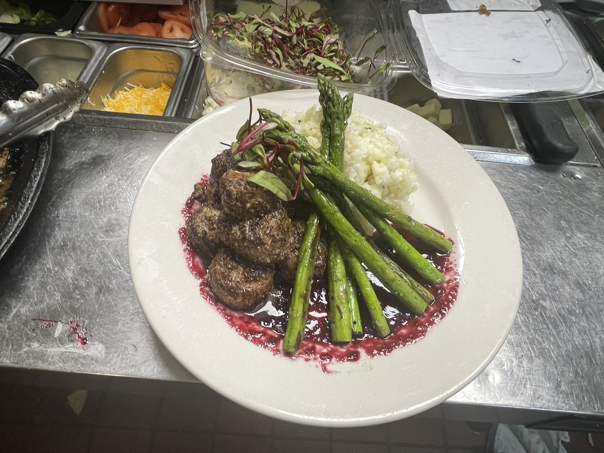 toadnica tweet media