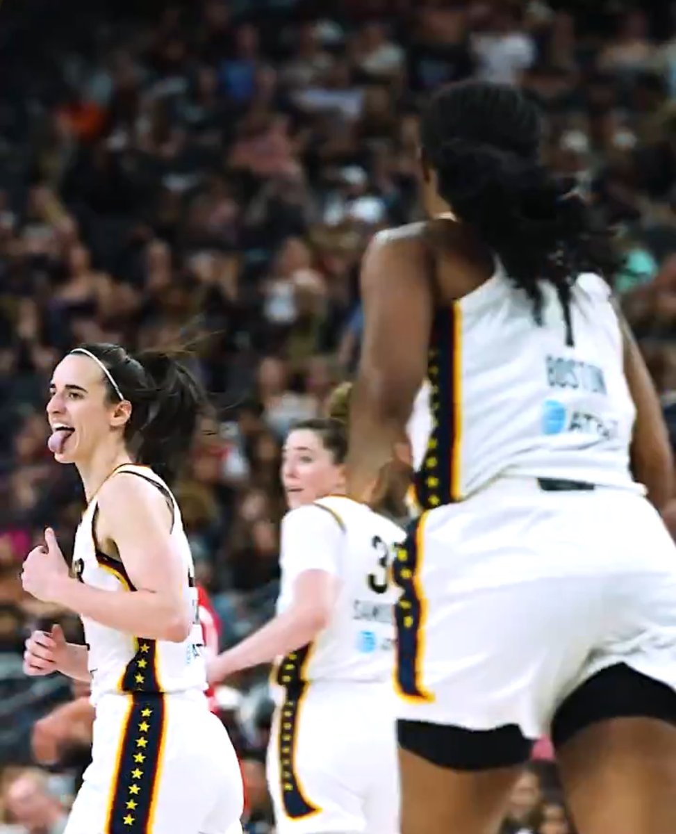 caitlin after her behind the back pass to aliyah lmao