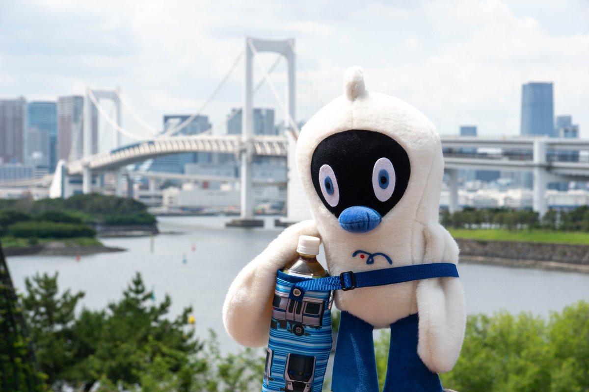 🌟ゆりかもめオリジナルグッズのご紹介🌟 ゆりもが持っているのは7500