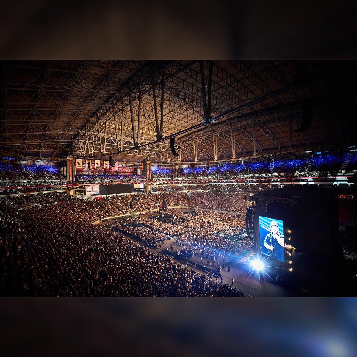 g2_structures's tweet image. We are proud to be supporting @lukecombs during his Growin&apos; Up and Gettin&apos; Old Tour! 

📸: @davidbergman