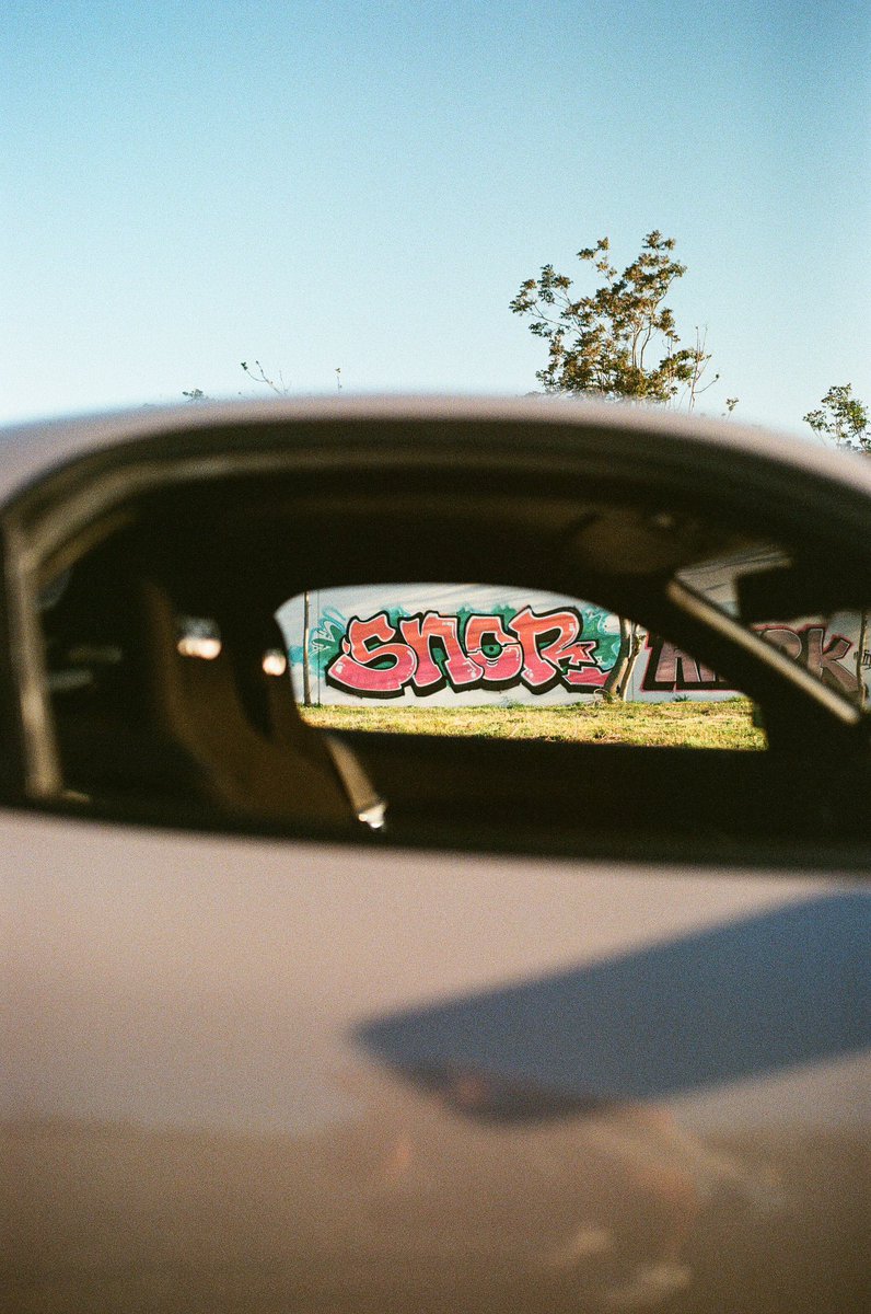 andyofsixpaths_'s tweet photo. The rx7 belongs here 🚦 on Kodak 400 https://t.co/ITOME82TJN