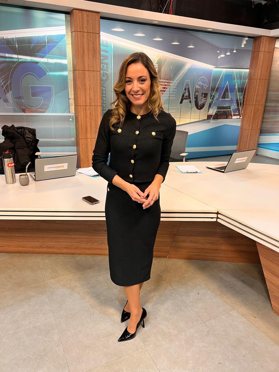 MaguiCorreaH's tweet photo. #Internas2024
Algo de lo que dejó la jornada electoral. Siempre desafiante y disfrutable!
Gracias a todos los compañeros de @canal10uruguay sin ellos sería imposible.
Para los que elegimos esta profesión, cada elección se vive intensamente!
Gracias por estar ahí, del otro lado 🤍 https://t.co/Mjzw4MyvPz