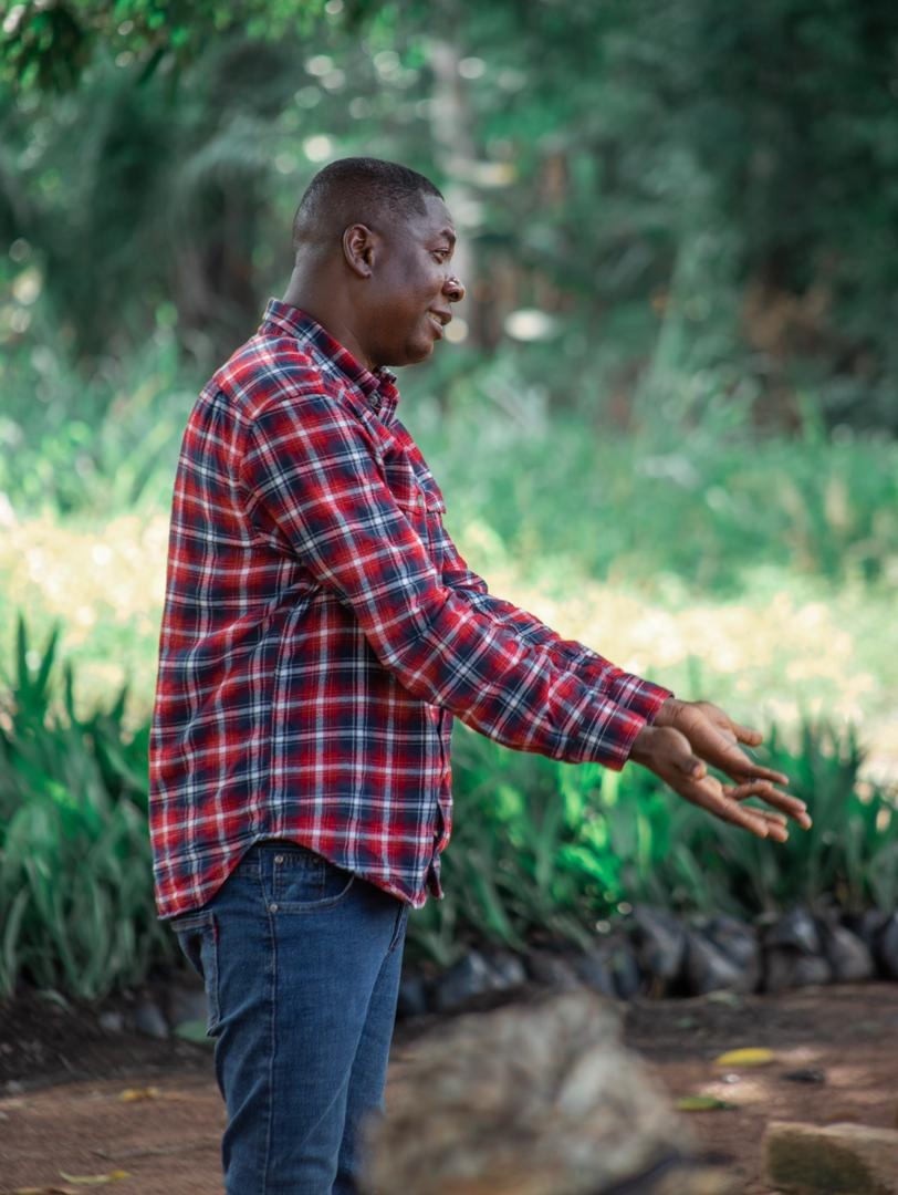 The Hand That Giveth  🙏 
#Dr. Gideon Boako 
#Amansan Boafo)
#Christisthereason