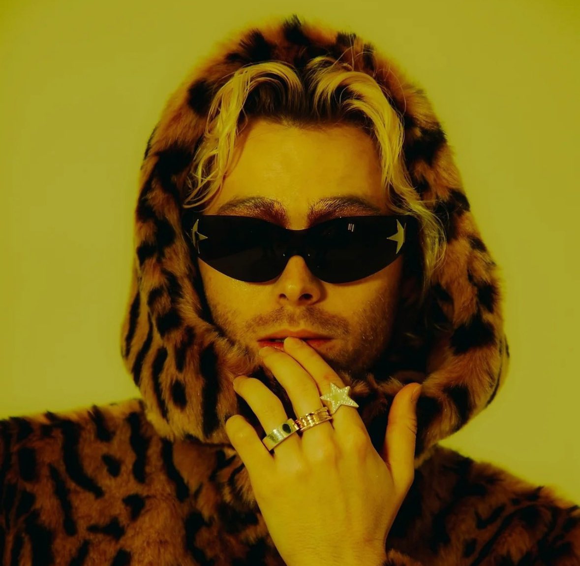 LUKE HEMMINGS FOR MILKY MAGAZINE!