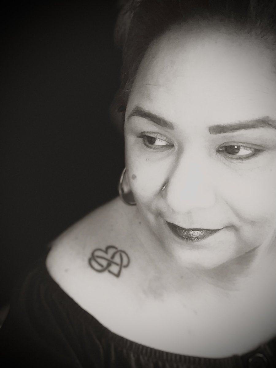 MicaLuz2's tweet image. Was admitted to hospital on Sunday.I was in excruciating pain.Turns out that I have a fractured lower back.Due to the chemo and radiation, my body has taken a toll.As of right now I won’t need surgery so am praying it stays that way. I miss streaming/playing.…