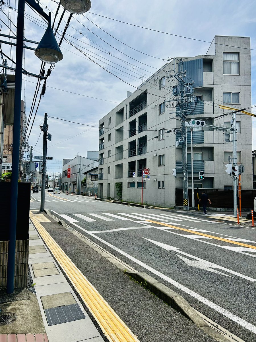 minokamotonjiru's tweet photo. 7月になりました！今月もよろしくお願いいたします。

本日の美濃加茂の天気は晴れ☀️予報。
皆様のお越しをお待ちしております🐽

7月3日（水）11時-14時、17時半-21時

📍〒505-0041 
岐阜県美濃加茂市太田町２７２７−２

#みのかも豚汁 https://t.co/yoLyIcUML1