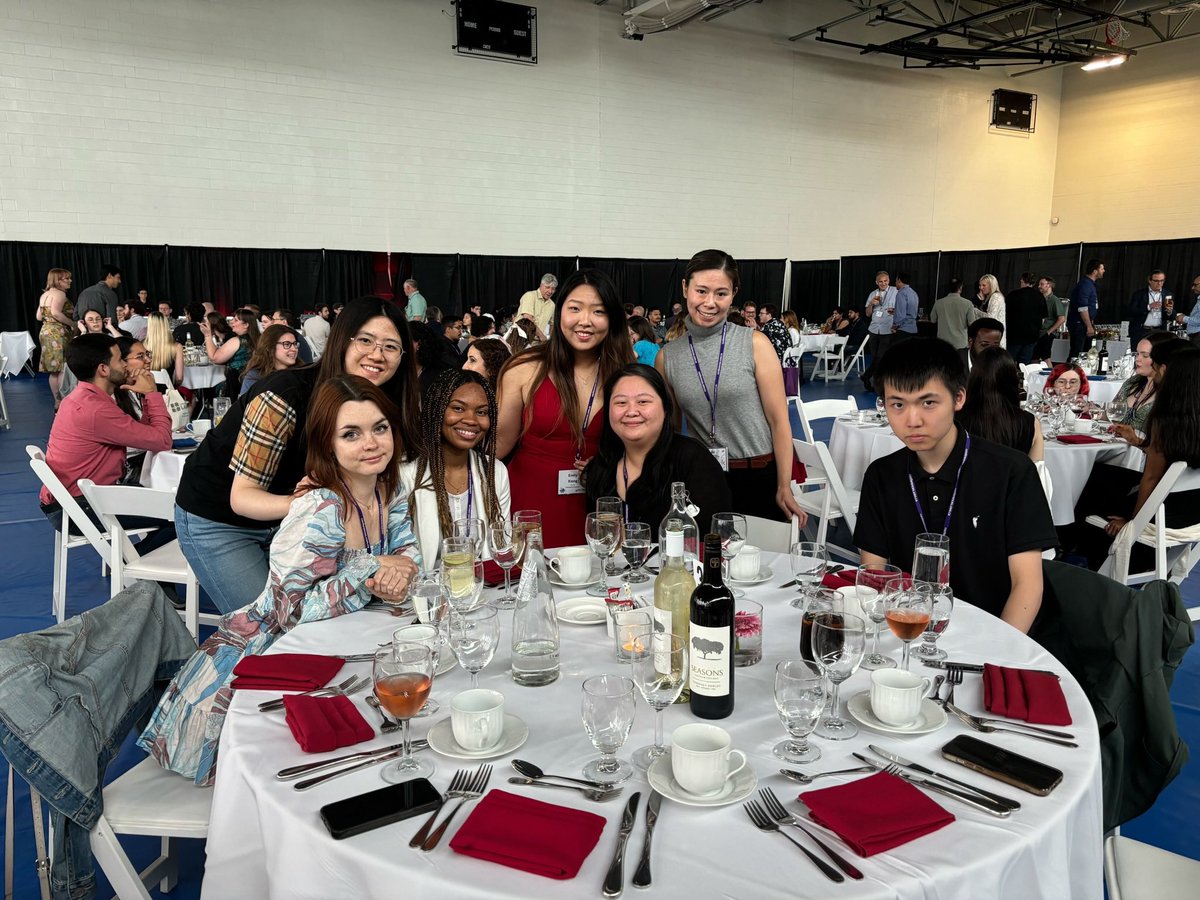 CowenLab's tweet image. Looking back at some of our trainees who attended @CSM_SCM last week. A wonderful event 🧬🧫 Looking forward to next year already