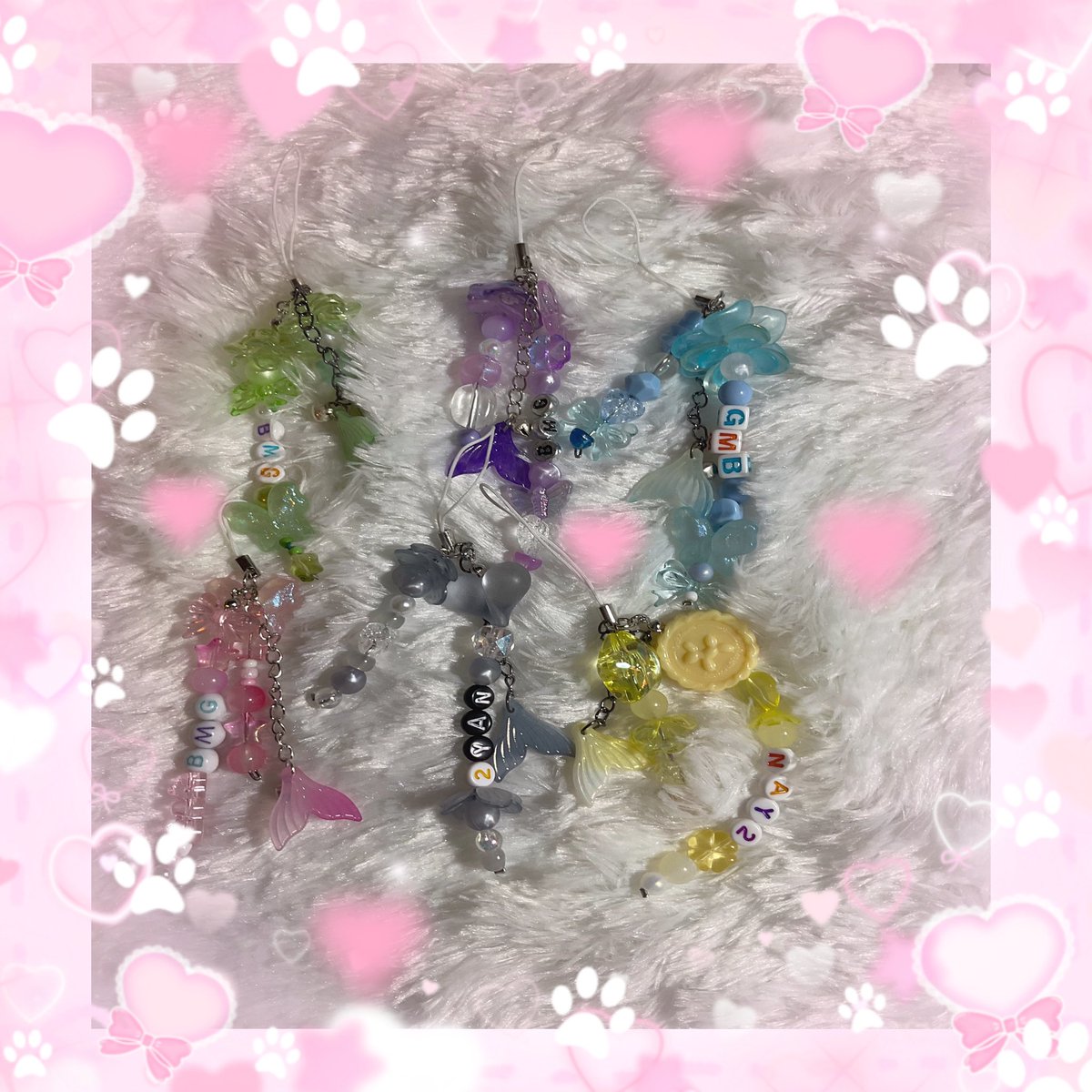 𓆩  giveaway from k. <a href="/mj_jker/">Nu ni</a> 𓆪

bead keyring  yanyan , jun , kai , bmg
  ₊‧˳ choose 1 ea / person ⋆⑅˚₊

𓈒 ⁎ ✶  date : 6 july 2024  ✶ ⁎ 𓈒
・time : tba ( หลังจากได้ที่นั่งแล้ว )
location : uob live emsphere . ｡☆͙
⁺◟ #APL2024 #OUTPLAY #RoV