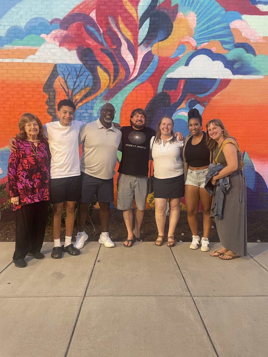 coachbenalbert's tweet photo. Itโs always great to spend time with our family. The #MasterOfMayhem Season is always my favorite time of the year. I encourage you all to surround yourself with good people and you will always have a chance for success. #MIAGD #NeverTooHighNeverTooLow https://t.co/OlDyHO98I2