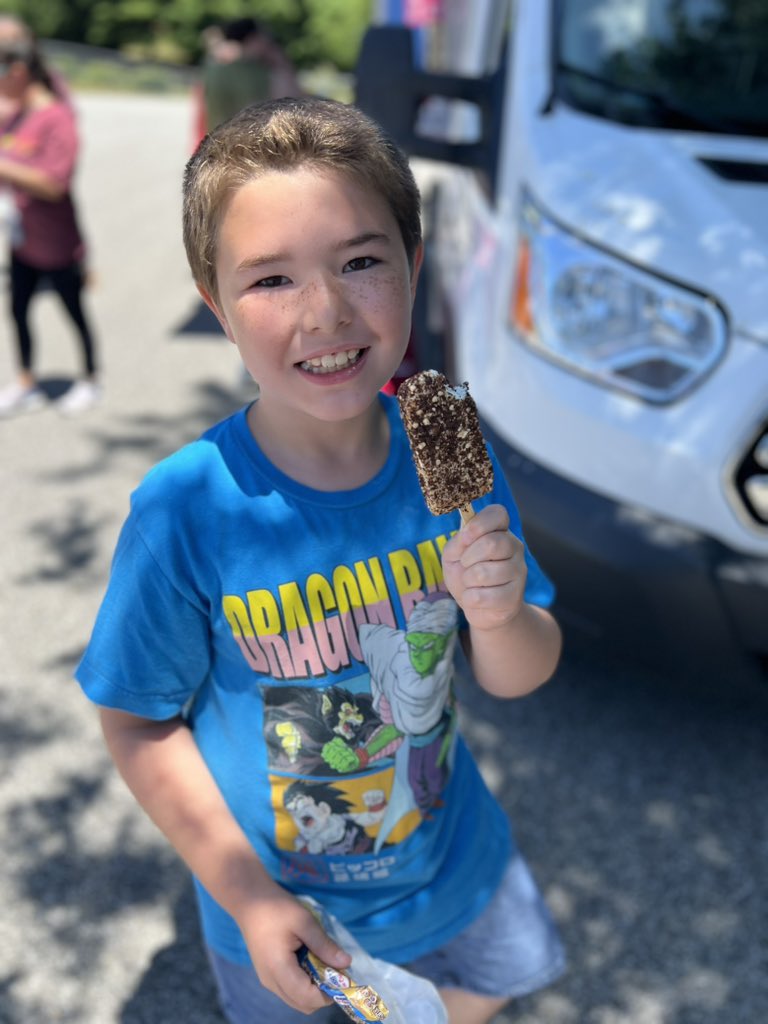 Thank you <a href="/FreedomFirstCU/">Freedom First</a> VA for bringing “Scoop” to visit our Summer Academy! We ALL screamed for ice cream! 🍦😊😎 <a href="/mcps_va/">MCPS</a>