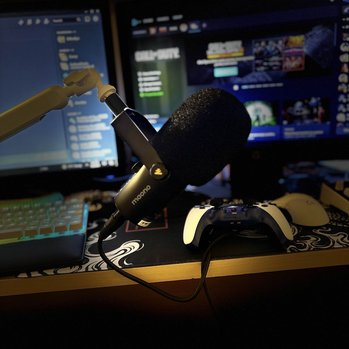 RealFreshLive's tweet image. Finally got it installed!   The sound is amazing! Now time for some Ranked Cod! Need to get out of silver3 #Ranked /#MW3 #PCGaming #Scuf

@Maono_Global

@JpMaono

#Twitch #MAONO #Streamer #Streaming #Dynamic #Mixer #Microphone