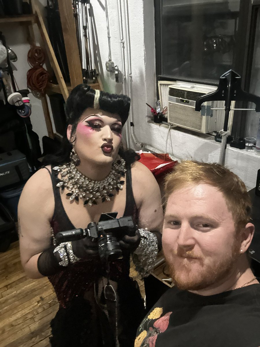 guccikeychain's tweet photo. tuesdays with @eroticanyc (and gihl) https://t.co/kKzhdaSqDm