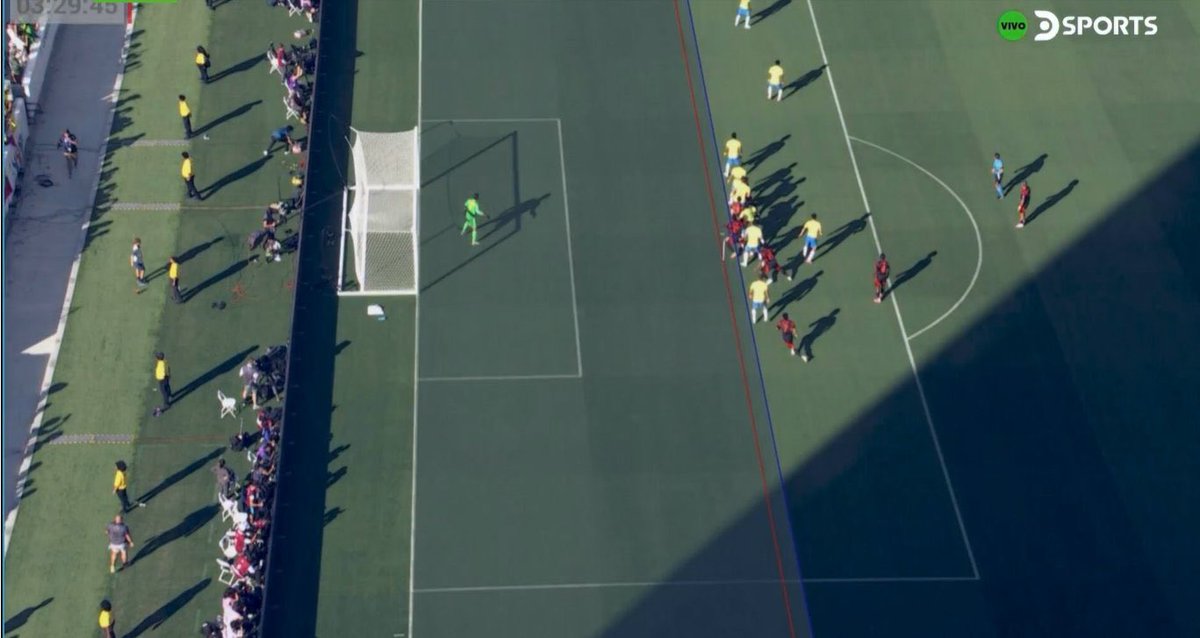 cristobalsoria's tweet image. ESCÁNDALO MUNDIAL…!!!
En el Brasil-Colombia desde el Var tiran las líneas erróneamente sobre el jugador que no es el autor del gol…
Otra vez la CONMEBOL favorece a los brasileños esta vez anulando un claro gol de los colombianos…!!!