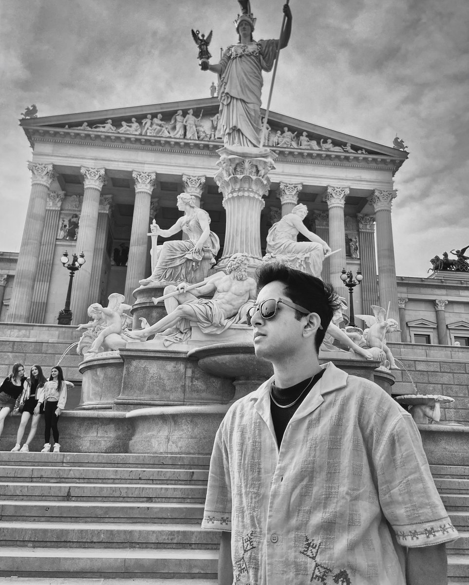 DeeprajTalukdar's tweet photo. 📍Vienna 🇦🇹
#Austria  #parliament2024 
#deeprajz https://t.co/jNLYUU1MUW