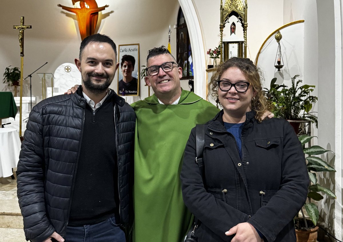 jmanuelvillalba's tweet photo. Participamos junto a @JohaGenovese en la Parroquia San Isidro Labrador de la misa en homenaje al General Perón al cumplirse 50 años de su paso a la inmortalidad.
#PeronInmortal https://t.co/EMsgSvzMng