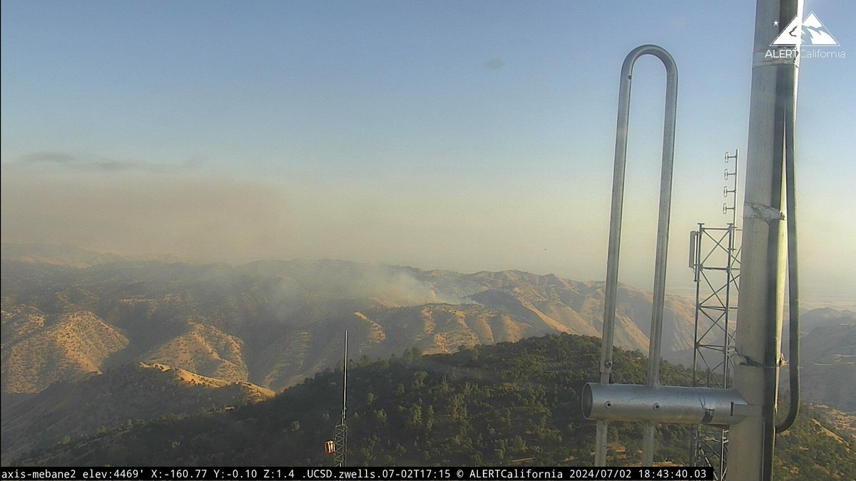 DanielFireTruck's tweet photo. #PowerFire Haven’t heard much information on the scanner.
2 S2’s and 4 Helicopters continue to work the fire, 1 VLAT was able to make a drop. https://t.co/bO3ztq7kPa