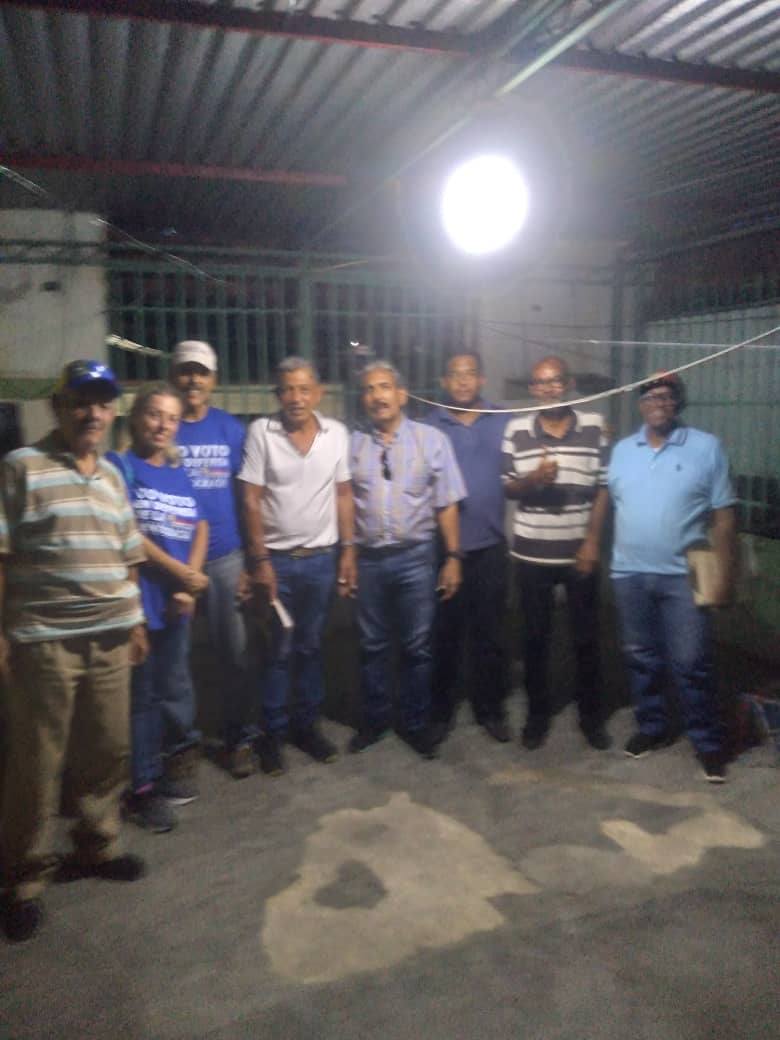 Nuestro Compañero <a href="/ProfeEstebanQC/">Esteban Quintana</a> en el trabajo electoral al lado de las distintas fuerzas políticas afianzando estrategias de cara al 28j donde el pueblo de Venezuela saldrá a dar un paso al frente con la institucionalidad.
#VenezuelaMereceElEsfuerzo <a href="/EdmundoGU/">Edmundo González</a> para todo mundo