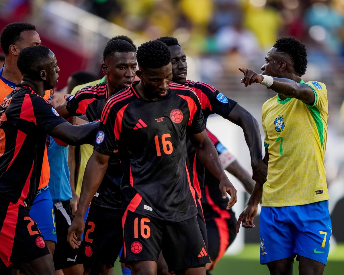 Colombia y Brasil nos están dando el partidazo que todos esperábamos. Bendito fútbol sudamericano.