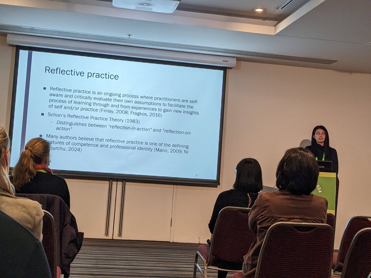 Here's Rachael Lim <a href="/UniMelbDOVS/">UniMelbDOVS</a> presenting all about teaching methodologies and reflective practice in optometry - findings from a scoping review showed limited study of reflective practice within optometry education literature #ANZAHPE2024