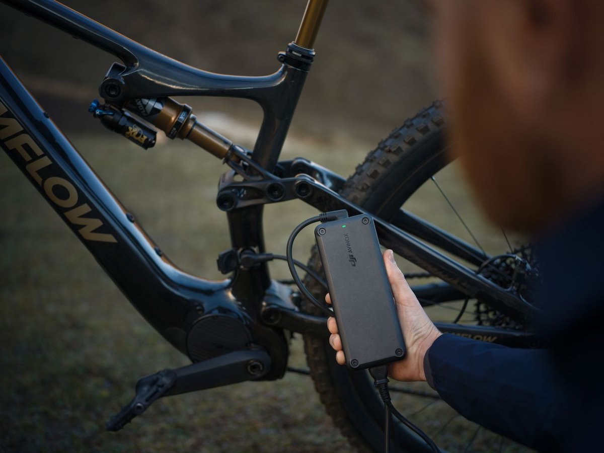 BlogNTMedia's tweet photo. 🚴♂️⚡ DJI dévoile le Amflow PL : Un vélo électrique tout-terrain révolutionnaire ! Préparez-vous à vivre des aventures inoubliables avec cette innovation. Découvrez tous les détails ici 👇
https://t.co/G3LZ5IaHZ1
#DJI #AmflowPL #ElectricBike https://t.co/SdaQNkXIB0