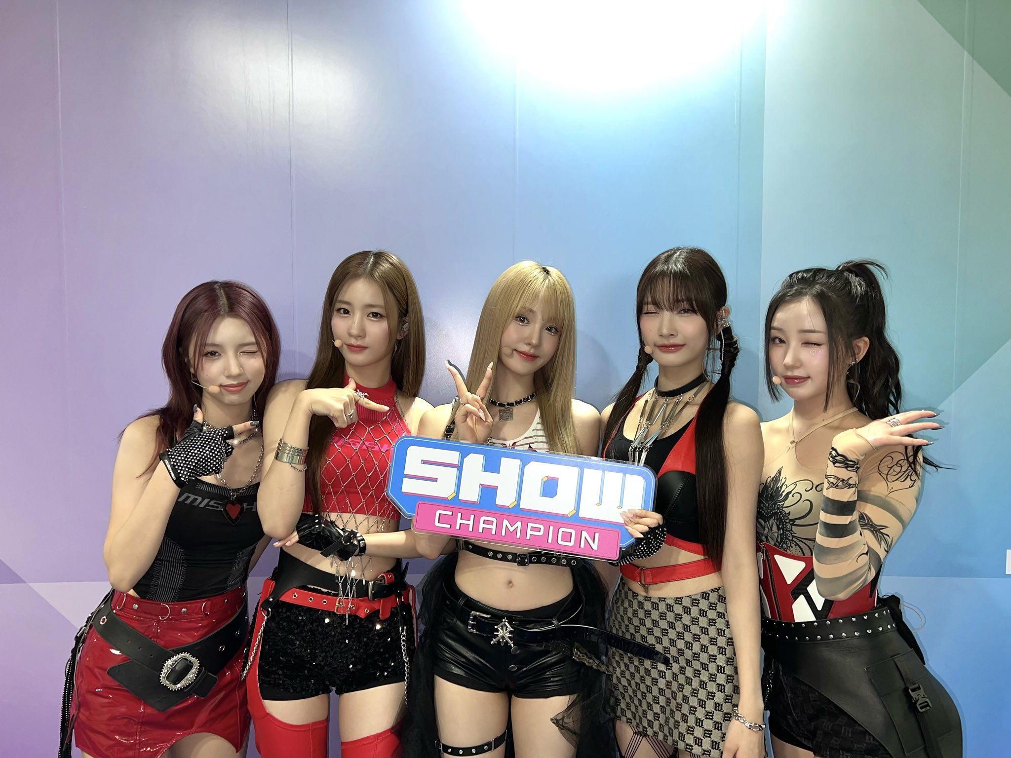 GRi-m8Xb0AAY_rW?format=jpg&name=large