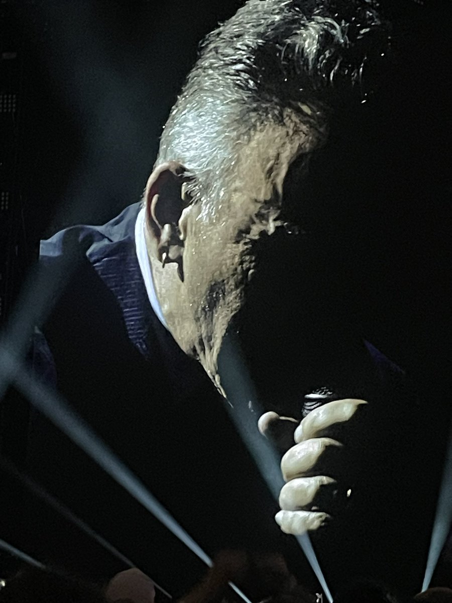 BrucieRedLips tweet media