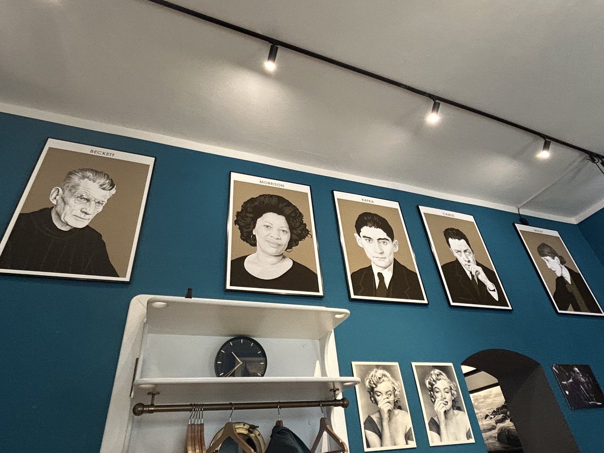 Almost a ⁦<a href="/stjohnscollege/">St. John's College</a>⁩ coffeehouse. Seen in Bonn, Germany.