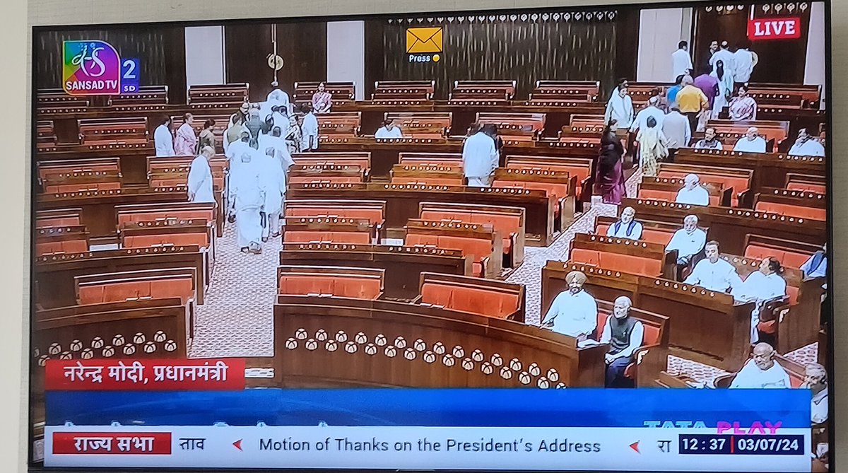 iNishant4's tweet image. As expected, Coward and liar opposition ran away from RajyaSabha, as they have no courage to listen truth.
They talk about Constitution, but never respect it.
Shame on Opposition. Yesterday they were shouting and today ran away.
@narendramodi ji said rightly- देश सच में सब देख…