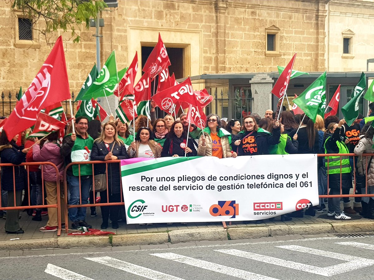 061GESGranada's tweet photo. @fayusob Ntro objetivo y meta (tener una profesión reconocida y valorada, tener un salario digno q nos saque d la pobreza, tener un convenio acorde a las funciones q tenemos)ni se cumple ni se cumplirá mientras vd y su consejería sigan mirando para otro lado mientras nos venden a la usura https://t.co/pPD8bdCCXB