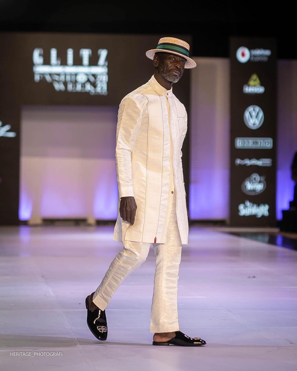 PrinceKAmoabeng's tweet photo. Just out here living my life. Don't count the days, make the days count. #KeepWalking #PK_amoabengLeadershipFoundation #Revolutionising_Mindsets https://t.co/WqmE15jEUa