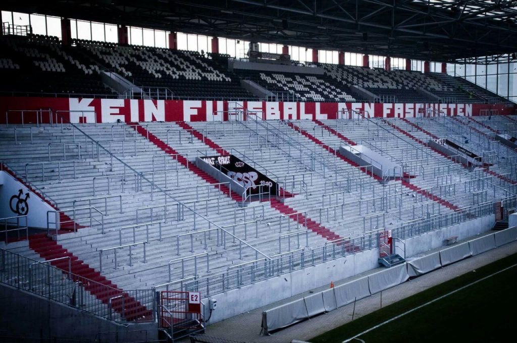 wordsinrevolt's tweet photo. gilt hüben wie drüben, immer und überall #fcsp #AUTTUR #EURo2024 https://t.co/UOgeMwDtT1
