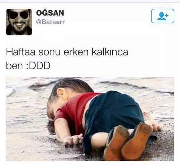 digermesele's tweet photo. Hayır. O zaman da kıyıya cesedi vuran bebek, sadece Suriyeli olduğu için bunu dalga konusu yapan binlerce kişi oldu. Tam 9 sene önce idi bu.

“Gereğinden fazla merhamet” gösterdiklerini iddia edenlerin gerçeği bu işte. https://t.co/CtUlqSpyDj