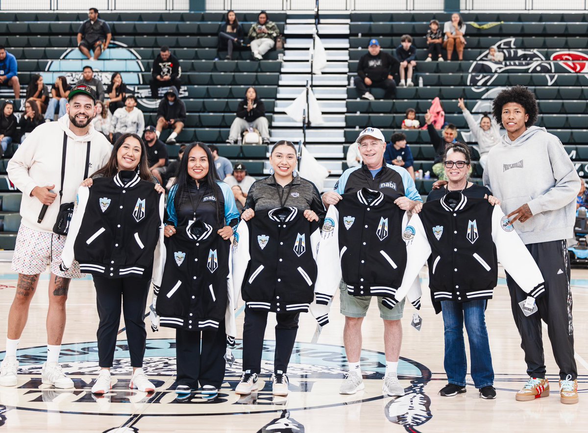 MJBAllNative's tweet photo. First Annual MJB All-Native Championships 🏆

We appreciate everyone who came out and those who tuned in live! 🪶🤍

#MJBAllNative https://t.co/8BcCgbBhVW