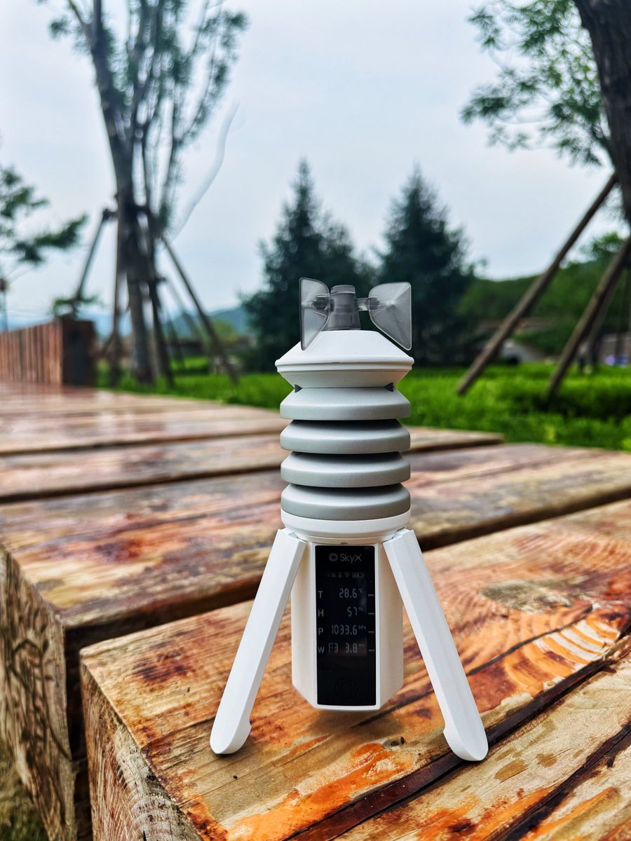 SkyX_Network's tweet photo. SkyX redefines next-generation weather sensors!

🛡️Upgraded chips
 🛜 WiFi support
🔋Longer battery life
🕶️Lighter weight

Follow us and turn on notifications to be the first to get updates.

#DePIN #SkyX #SKY100 https://t.co/h7nBp7PaRY