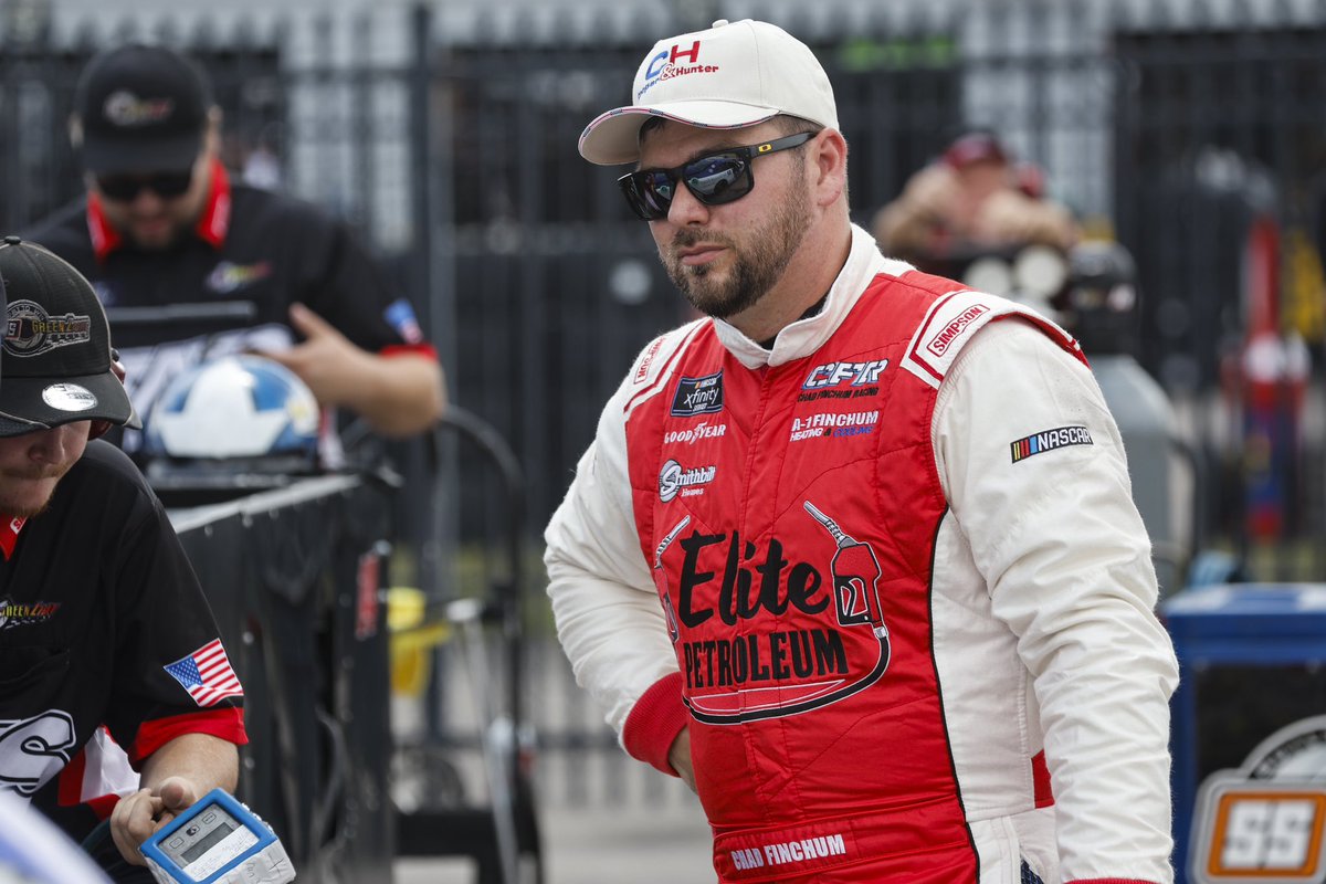 ChadFinchum's tweet photo. What a weekend it was in Nashville! It’s been a few years since I have raced a cup car and to be able not only to race one race but to pull double duty at one of my home tracks is awesome and it’s a memory that I will never forget! Thanks to @cooperandhunterusa / LandLoanTN and @mbmmotorsports for making that possible as well as @tedrussellknoxville and @ssgreenlightracing it was an awesome weekend and looking forward to announcing future races soon!