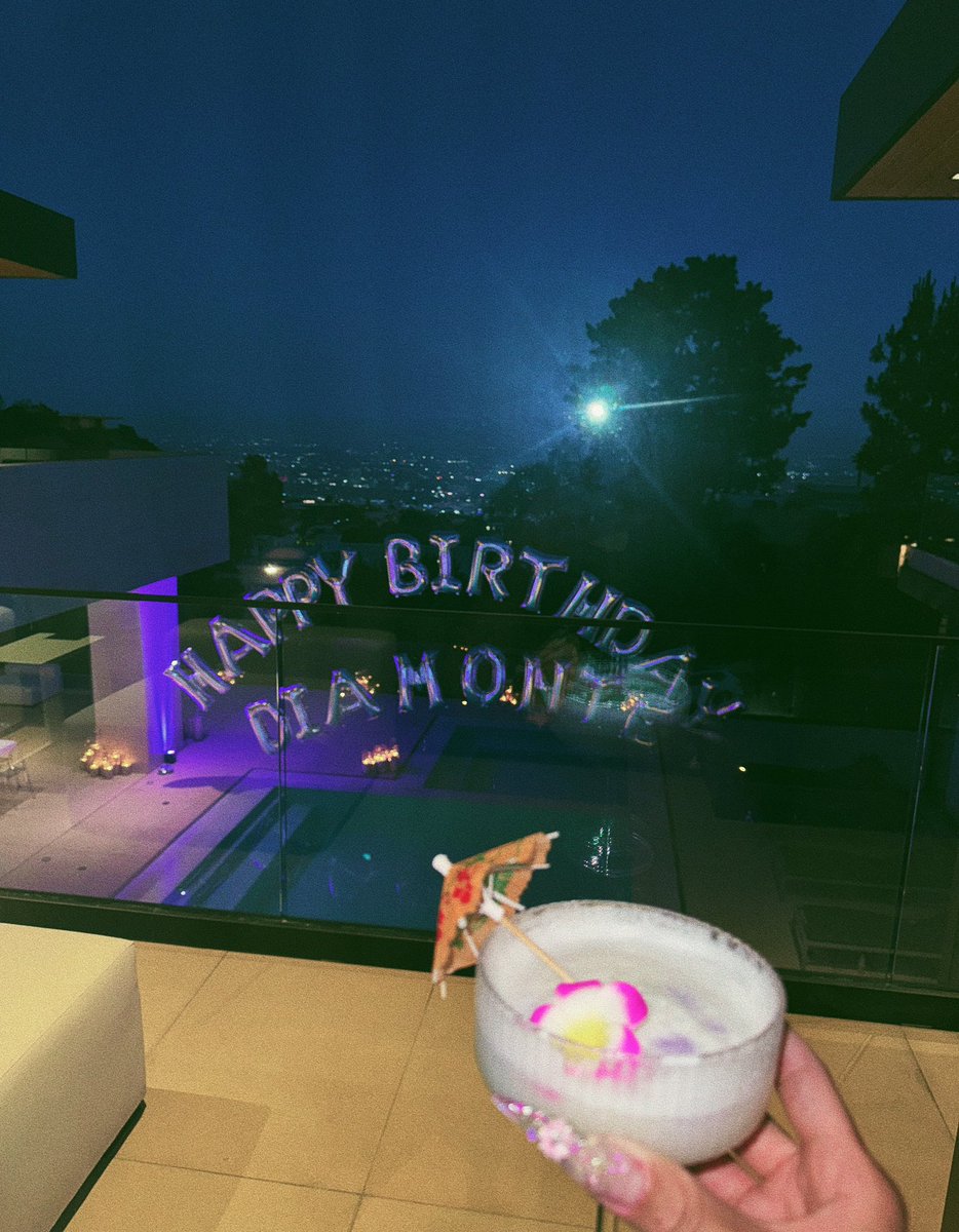 let the night begin ✨