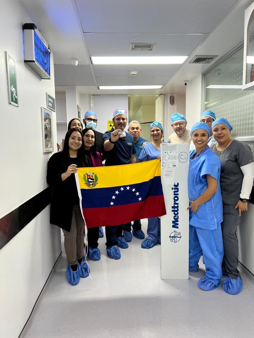 DavidForeroMD's tweet image. 🇻🇪 Hoy fecha histórica para la cardiología venezolana.

En el día de hoy 2 de julio el Dr Iván Mendoza Britto Cardiólogo Jefe de Cardiología del Hospital Jackson Memorial West de Miami realizó los dos primeros implantes de marcapaso sin cables en Venezuela. La tecnología más…