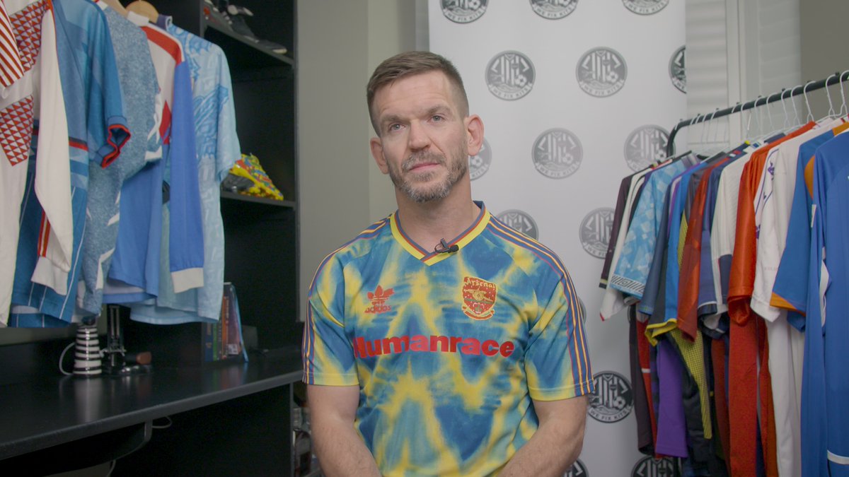 I've recently started a passion project, imaginatively called "The Passion Project," a series of super short documentaries on people's passions. Kicking off with Will from <a href="/WeFixKits/">We Fix Kits</a>. Check it out: youtu.be/6UD77SIrIY8