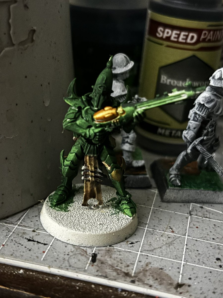 KerrickHobbys's tweet photo. Mistakes were made when trying to paint with less light than what I needed. But it’s still early in the process. 

#modelpainting #wip #testmodel #paintingwarhammer #warhammer #warhammercommunity #warhammer40k #drukhari #darkeldar https://t.co/F33GMqqktr