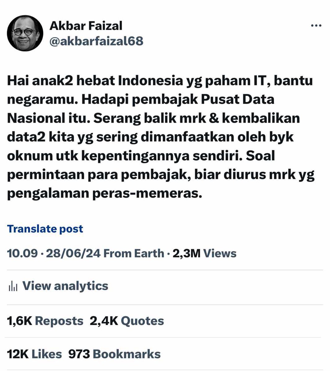 Kpd jajaran <a href="/kemkominfo/">Kementerian Komedi Infotainment</a> dan <a href="/BSSN_RI/">Badan Siber dan Sandi Negara Republik Indonesia</a>, cuitan sy ini disikapi netizen dgn ekstrim. Kesimpulannya, mrk tak mau bantu krn kecewa kinerja kalian. Silakan selesaikan masalah kalian sendiri. Mrk tunggu bukti kalian bisa kerja apa kagak. Cc: <a href="/jokowi/">Joko Widodo</a> <a href="/DPR_RI/">DPR RI</a>