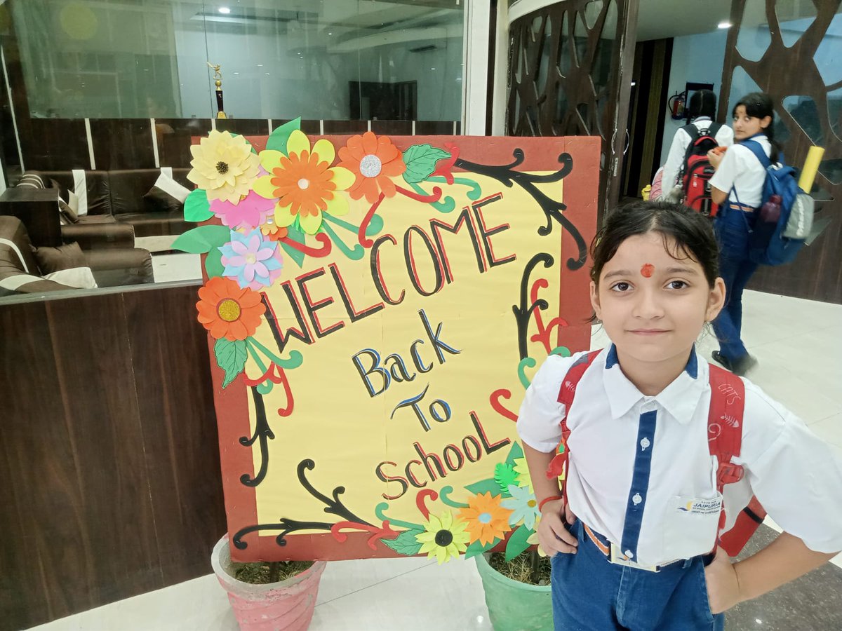 jaipuria_ftp's tweet photo. Happy faces returned to the campuses after the summer break. The students were welcomed with the celebration of 'Vidya Ka Parv,' marking the beginning of a new academic session!

Here’s to a year filled with knowledge, growth, and unforgettable moments! 🌟📚✨ https://t.co/eFTFvCUtXw