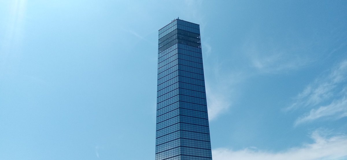 ooshima_office's tweet photo. 午後は千葉みなとにてペーパー教習です！
お天気最高です、熱中症に注意ですね！

@moroccoya_com
#ペーパードライバー 
#千葉ポートタワー https://t.co/8zGdzI5Cfv