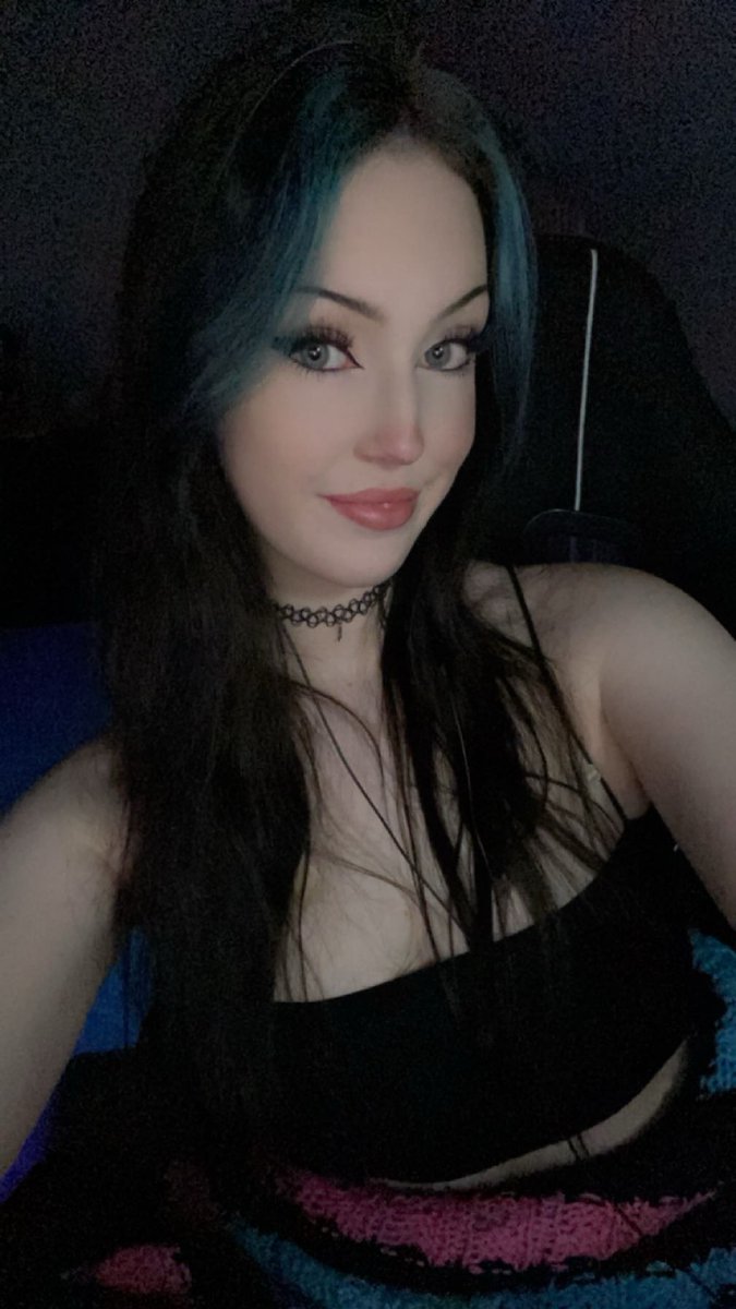 scopekittenn's tweet photo. almost midnight but im live w killer klowns and maybe dead island 2 after 🖤
https://t.co/mrOmVI2HWc https://t.co/8nNktAc3pv