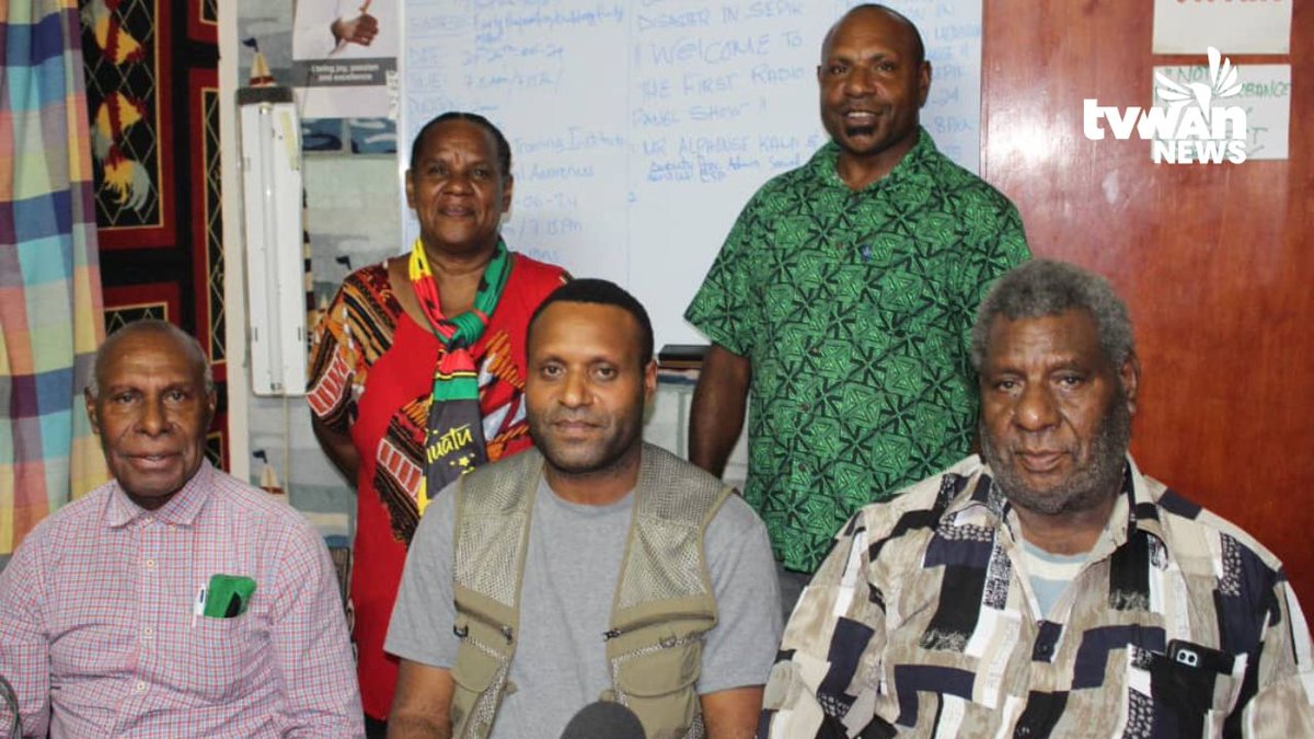 tvwanonline's tweet photo. #Lifestyle A radio station in Wewak, called Laif FM, for the first time is hosting a program on climate change and natural disasters.
To read more: https://t.co/dxkpCVLTAC
#LaifFM #ClimateChange #PapuaNewGuinea #PNG #LoopPNG #LoopNews https://t.co/F4TgIp8FMi