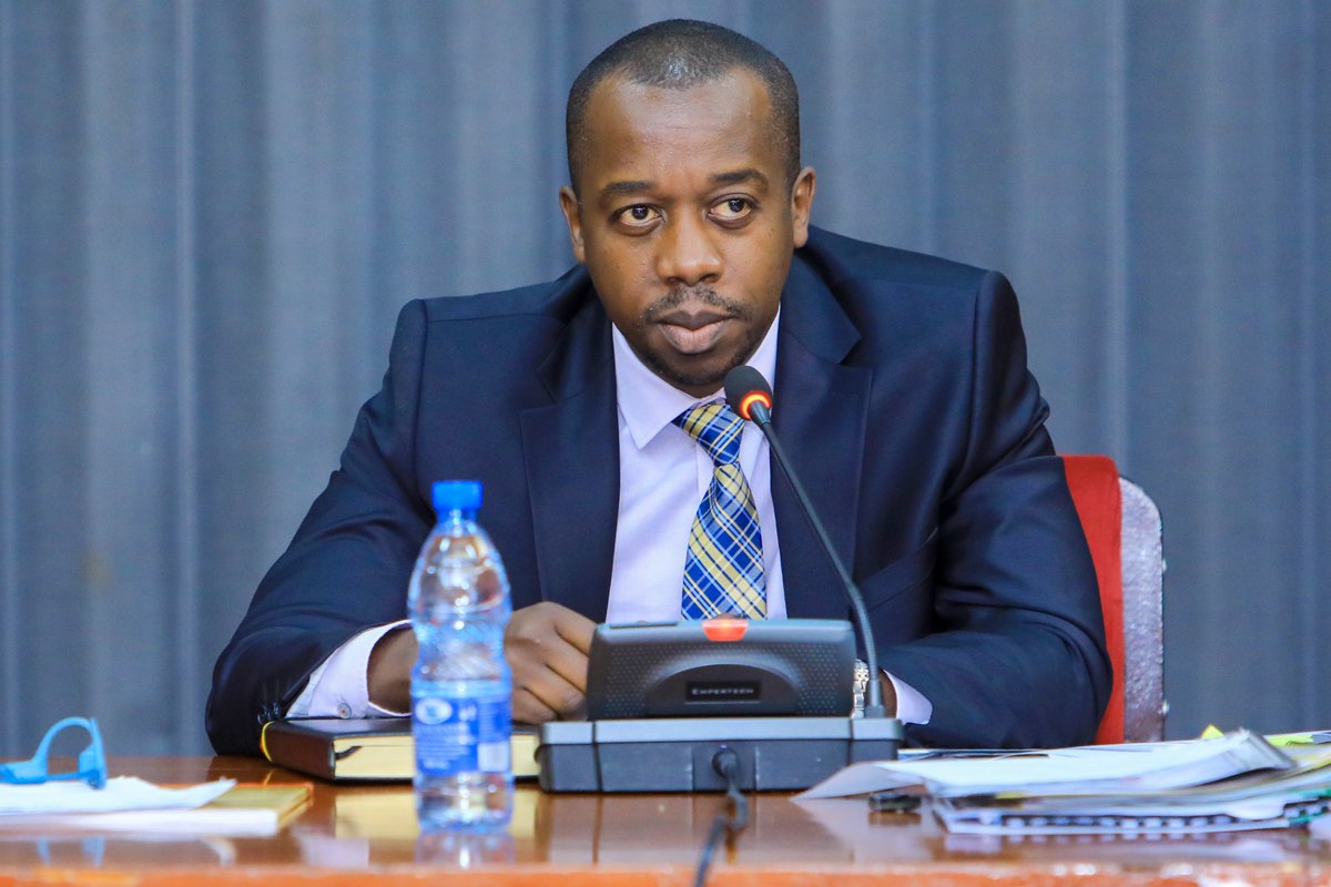 Parliament Watch tweet media